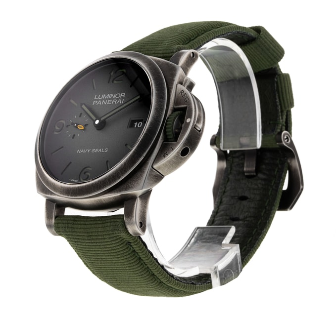 Panerai Luminor 1950 PAM01412 Image 2